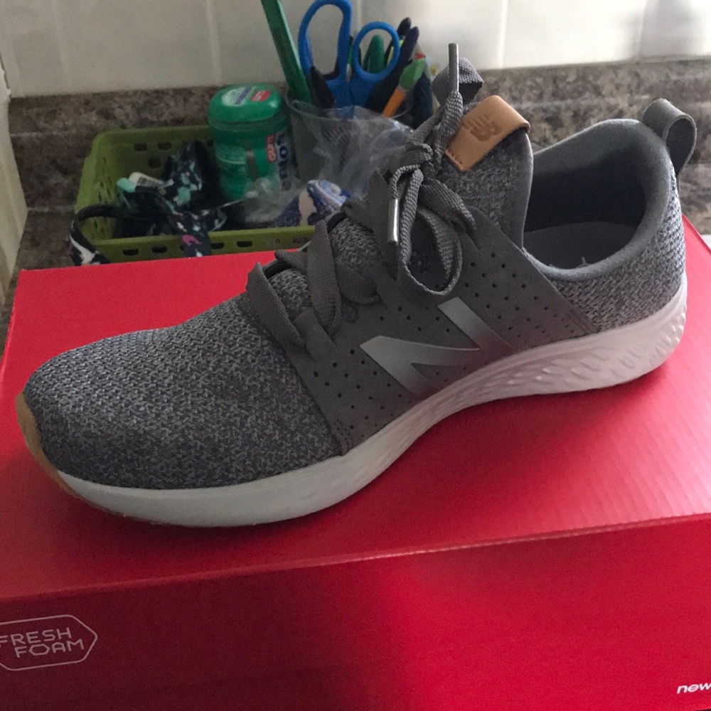 Size 8 new balance sneakers